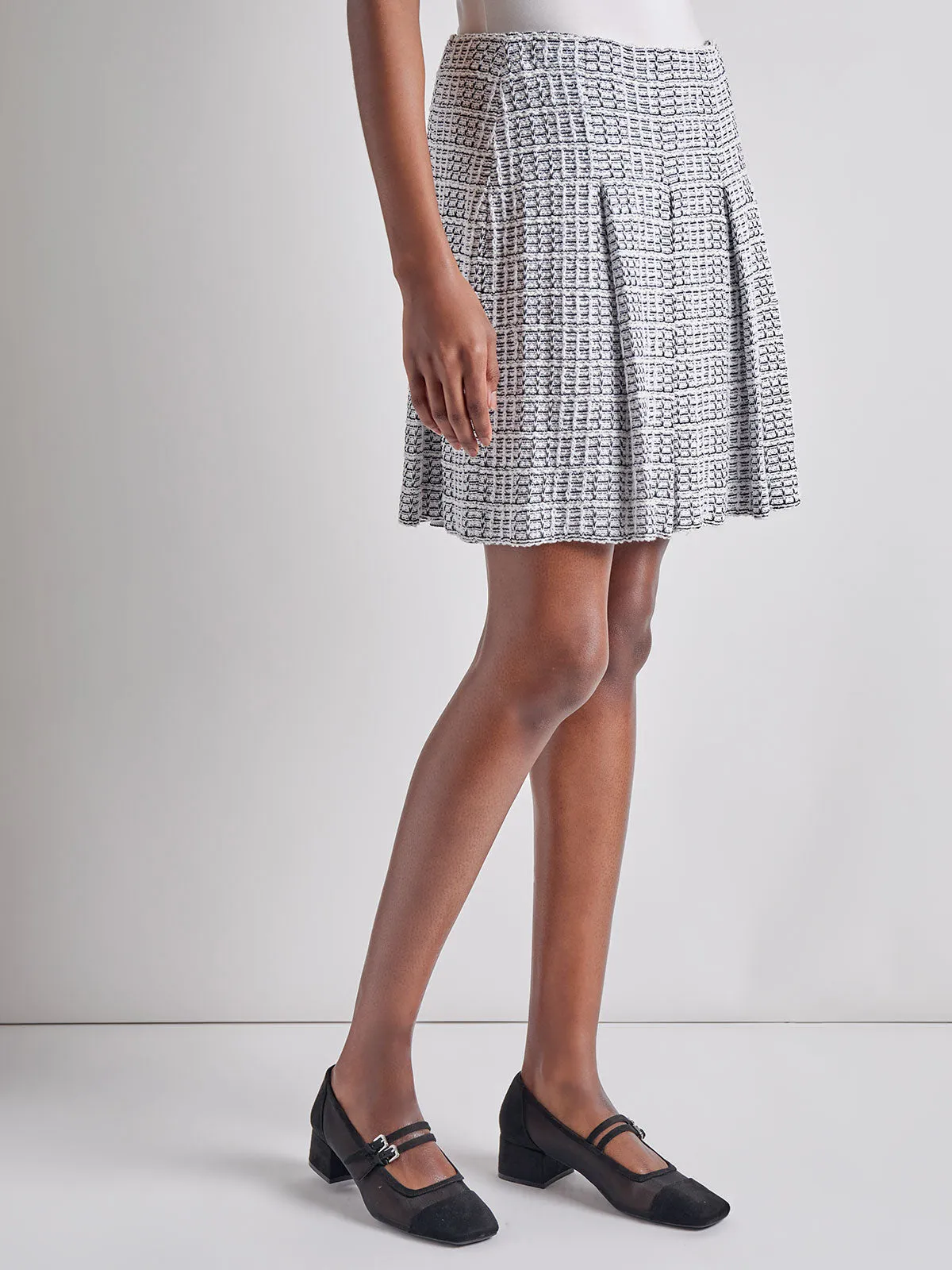 A-Line Pleated Tweed Knit Skirt