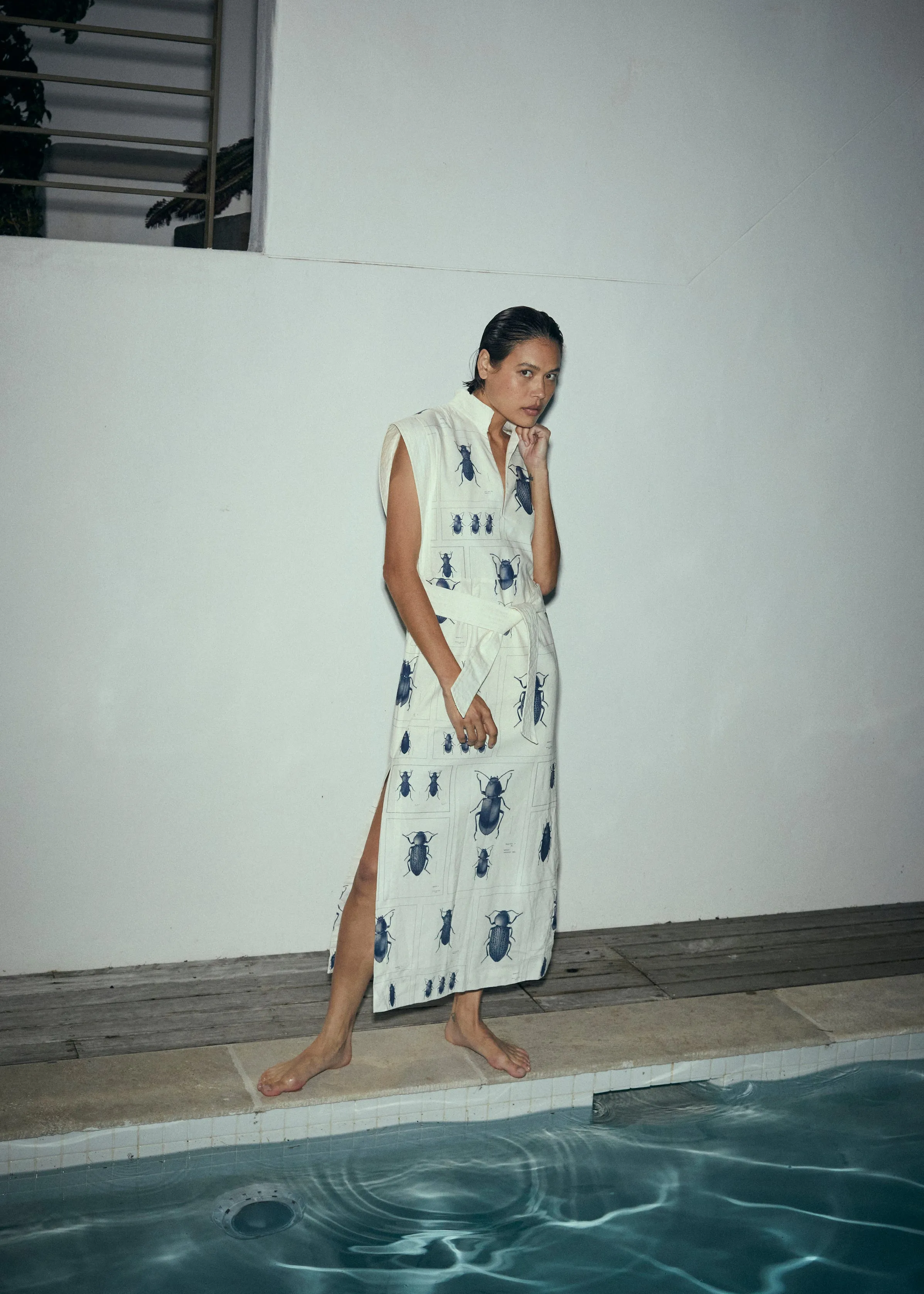 Bowshall Column Dress - Beetle Print