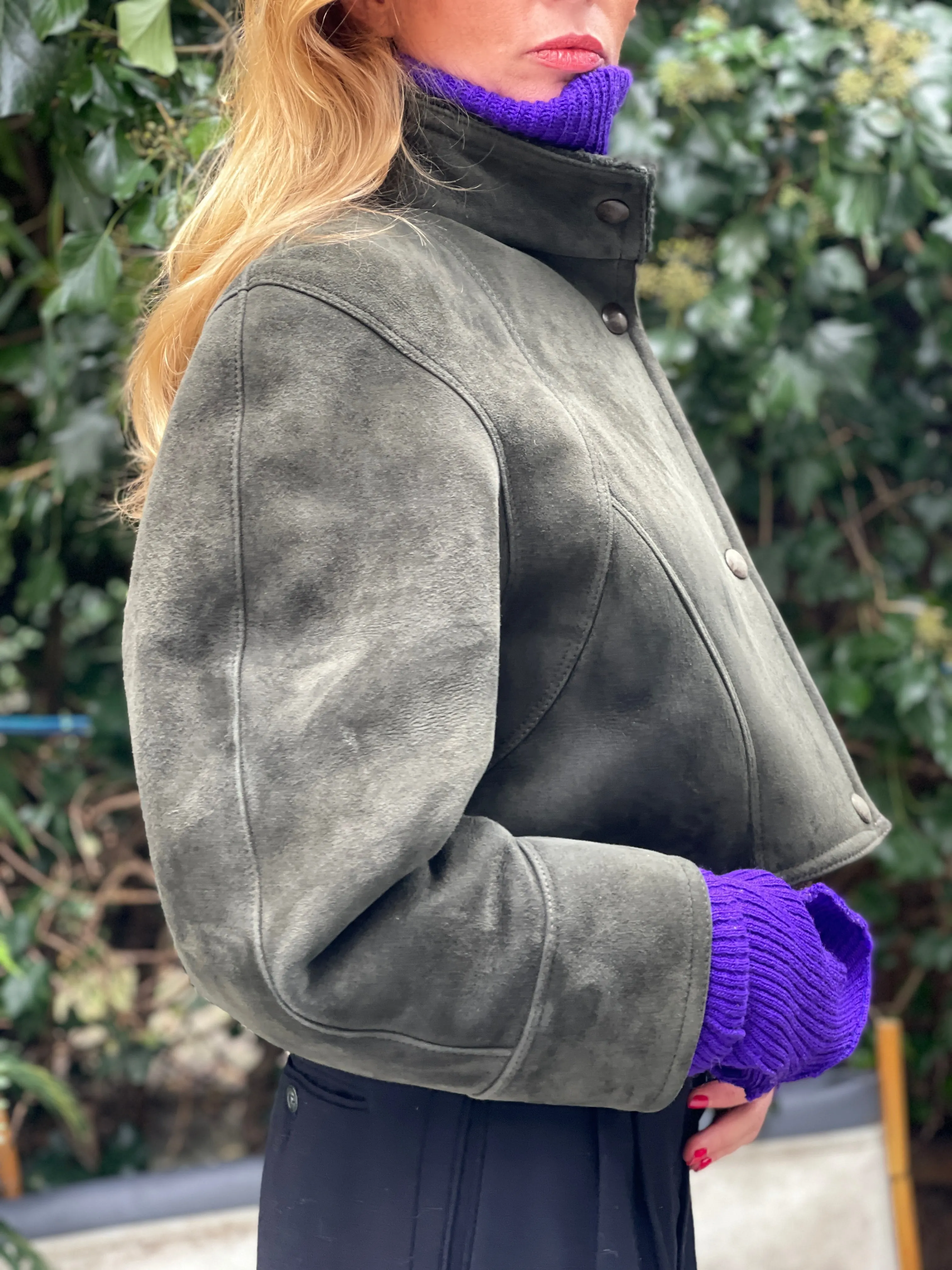Cropped pine green lammy jacket.