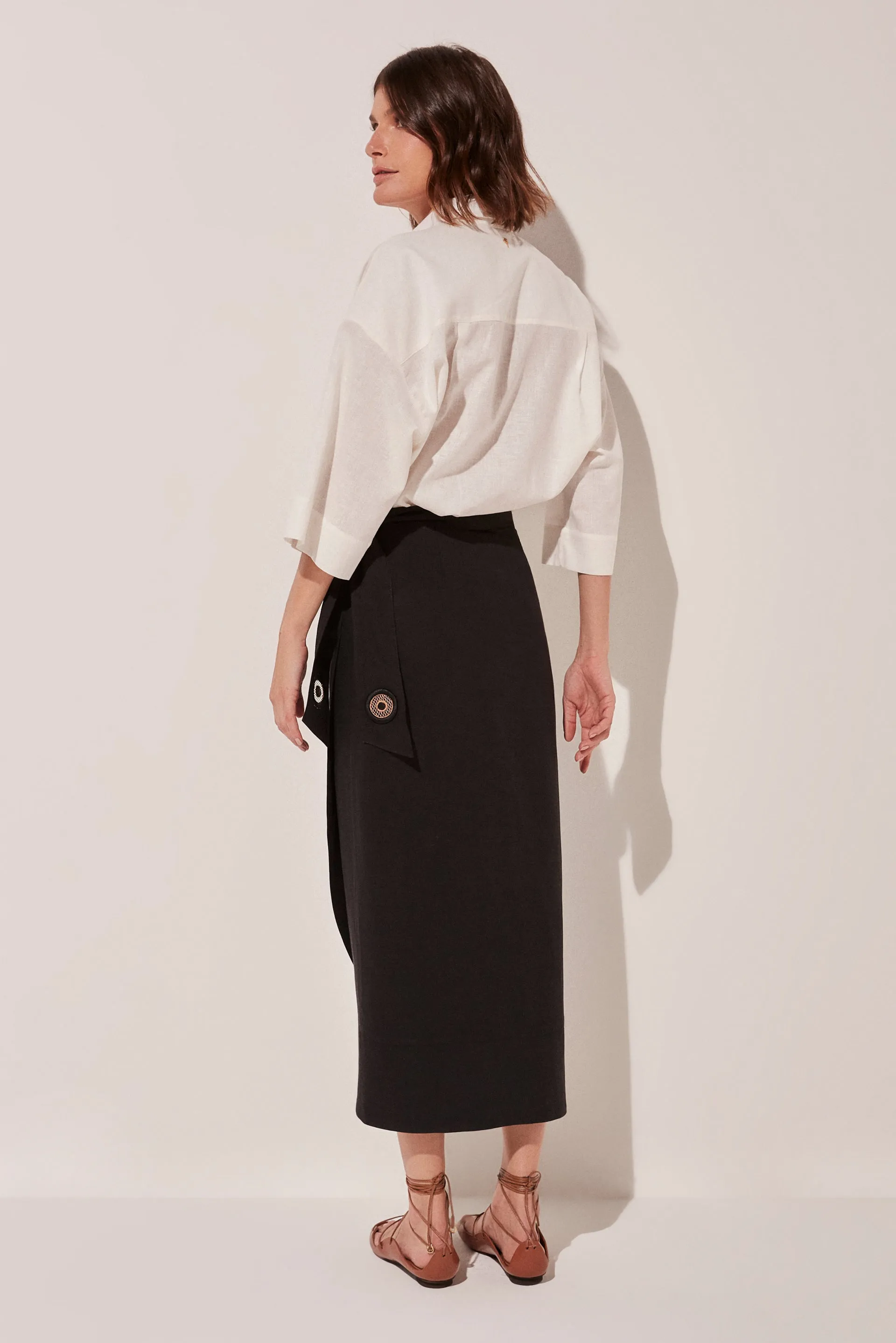 Embroidered Tailored   Pareo Midi Skirt E4572A1682