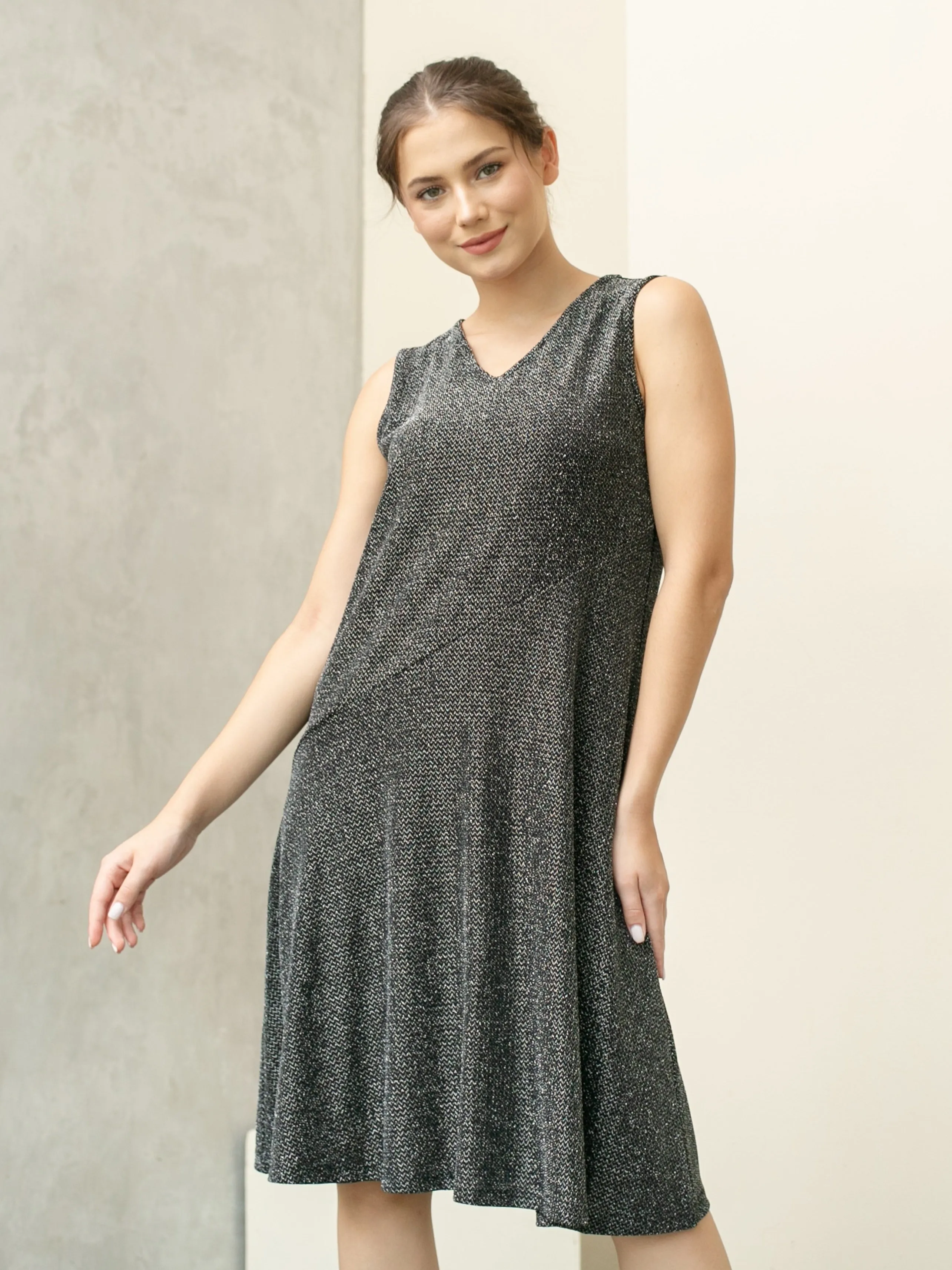 Illy Dress - V neck Dress - Black Shiny