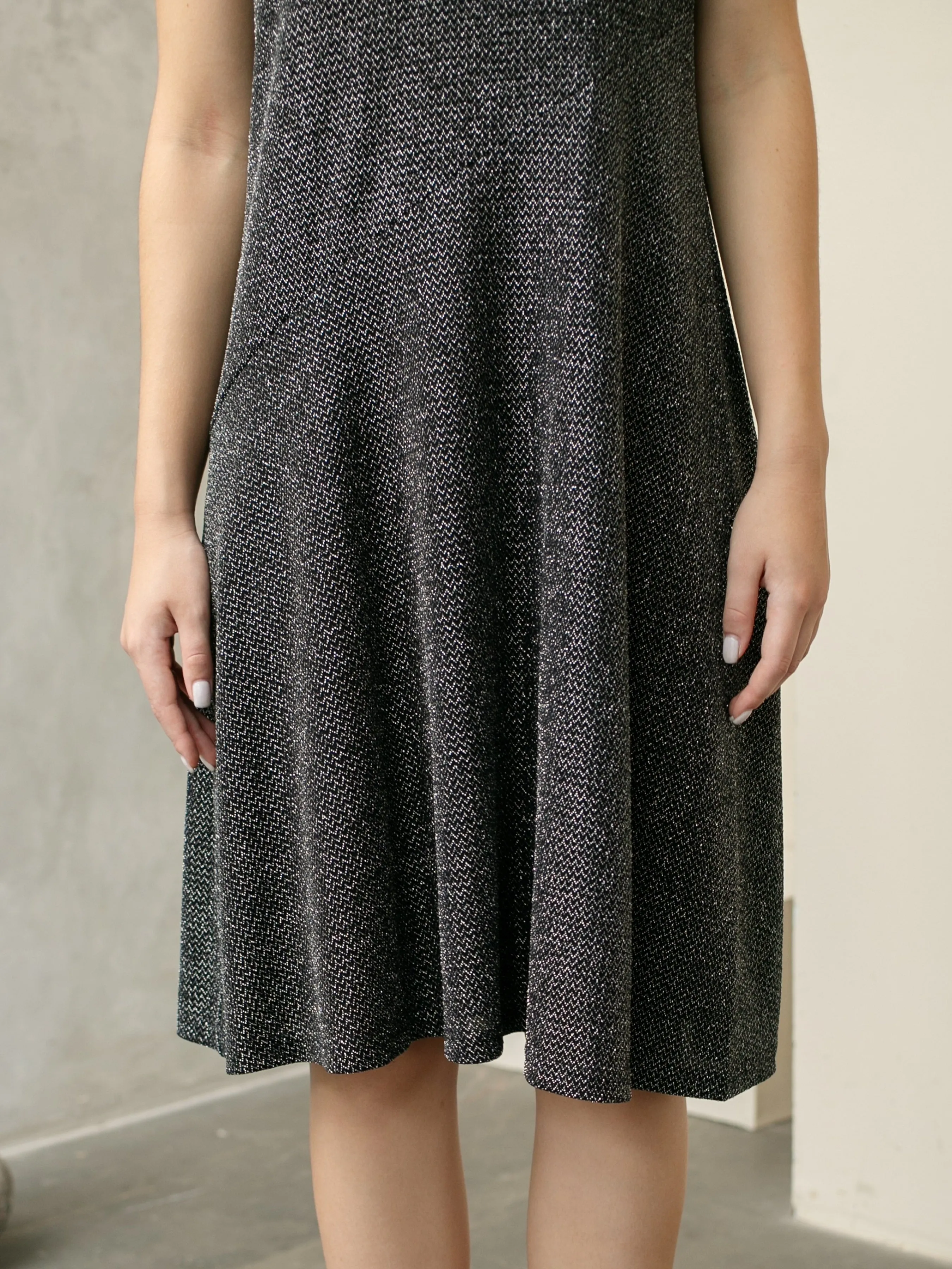 Illy Dress - V neck Dress - Black Shiny