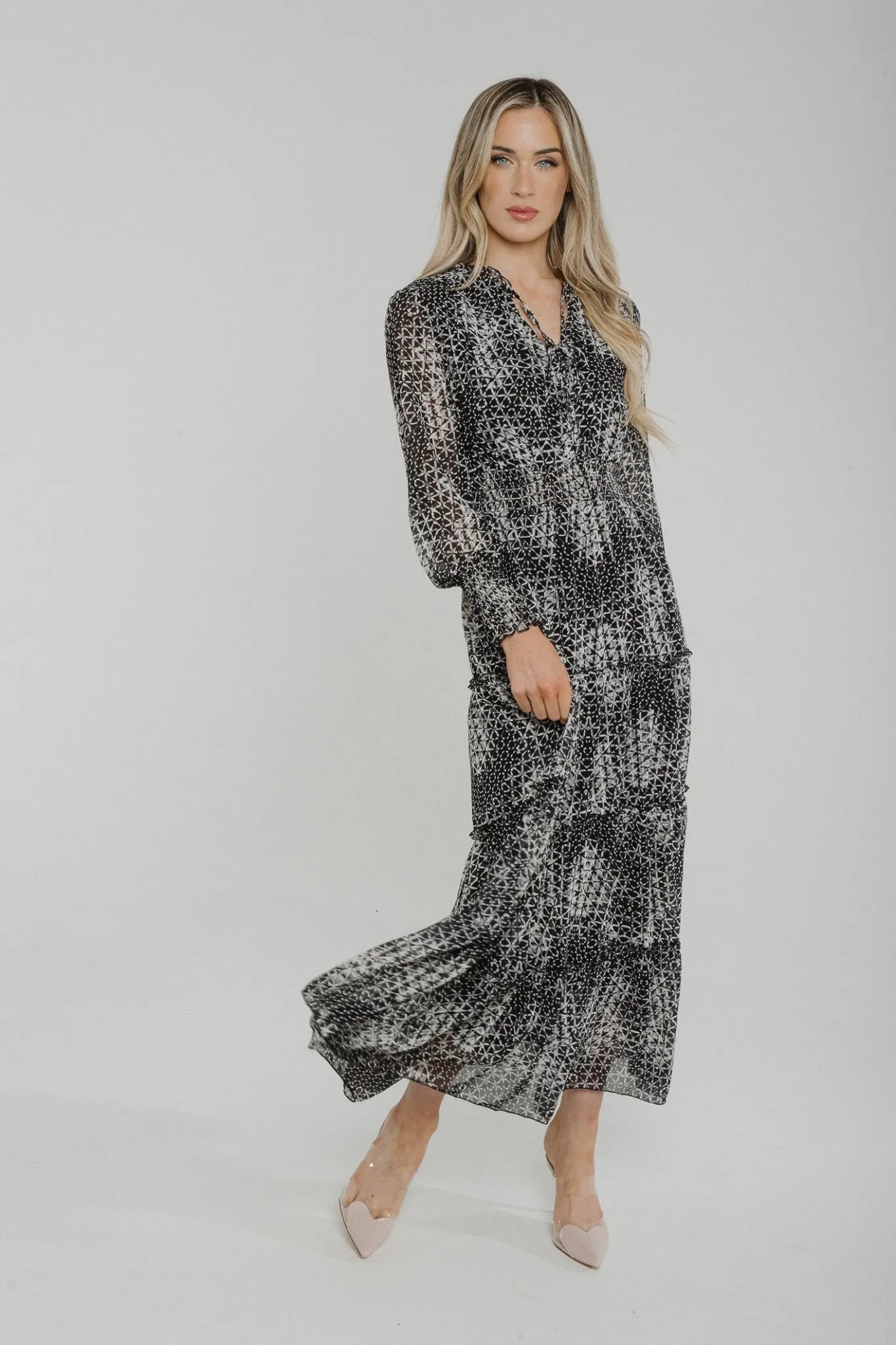 Lydia Tiered Midi Dress In Black Print