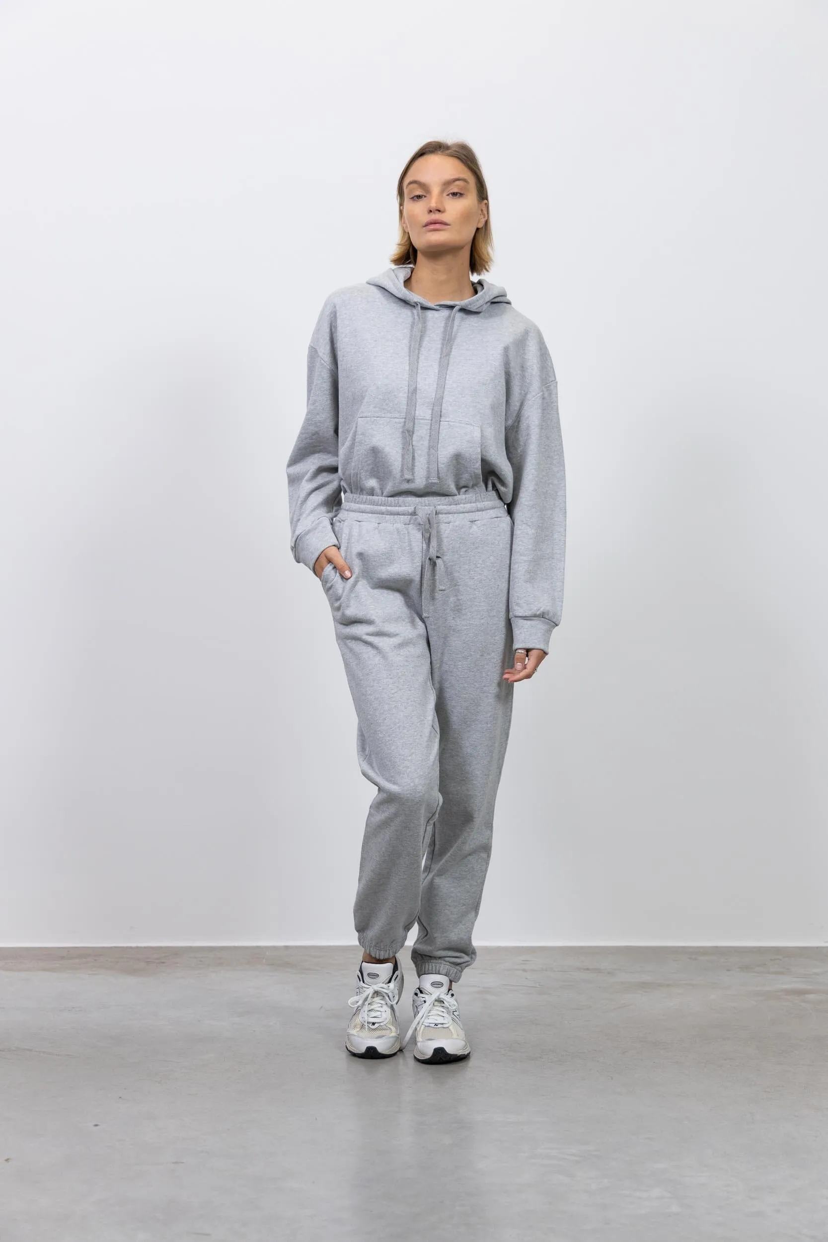 ZOE THE GREY LOOSE FIT HOODIE